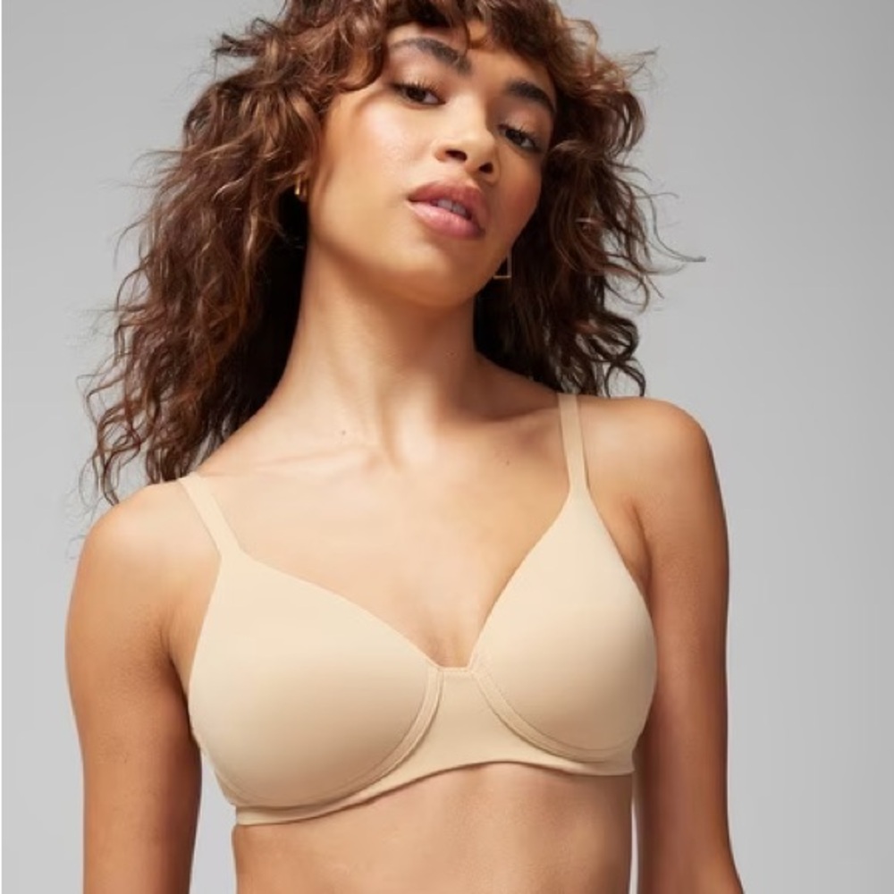 NWT Soma Embraceable Wireless Bra 36C